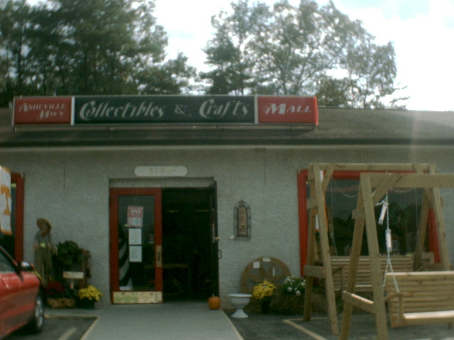 Asheville Highway Craft & Collectible Mall